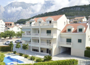 Apartments by the sea Promajna, Makarska - 17160